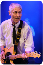 François Court et sa guitare
